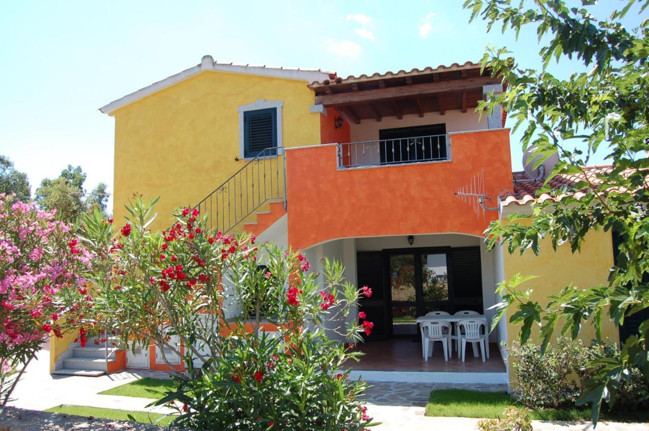 Ferienwohnung Via Costantino Budoni Exterior foto