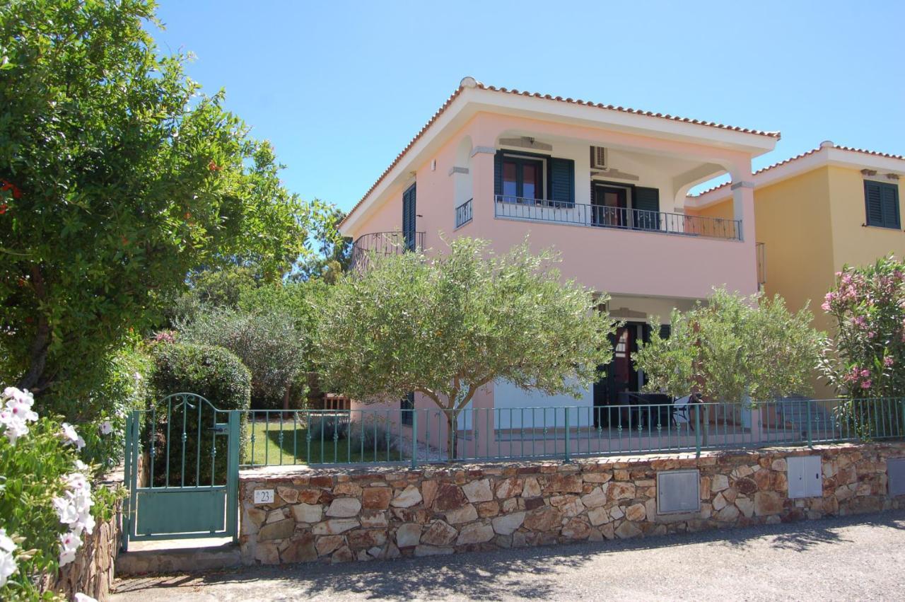 Ferienwohnung Via Costantino Budoni Exterior foto