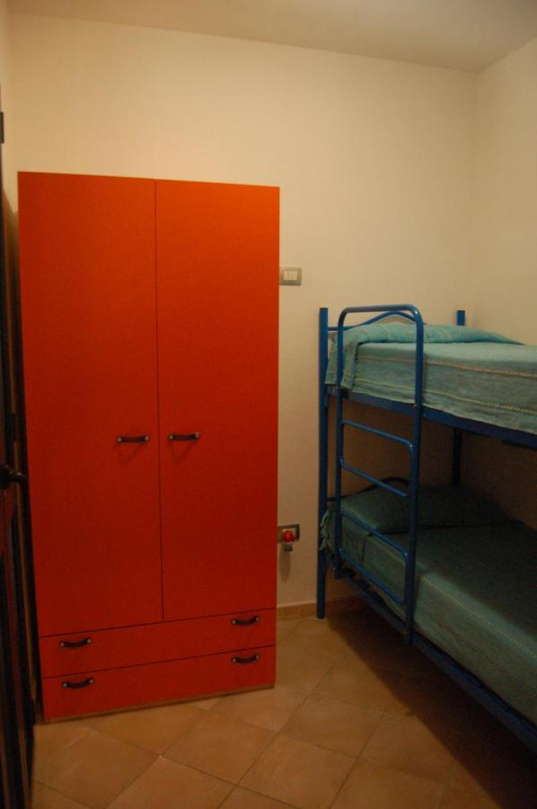 Ferienwohnung Via Costantino Budoni Exterior foto