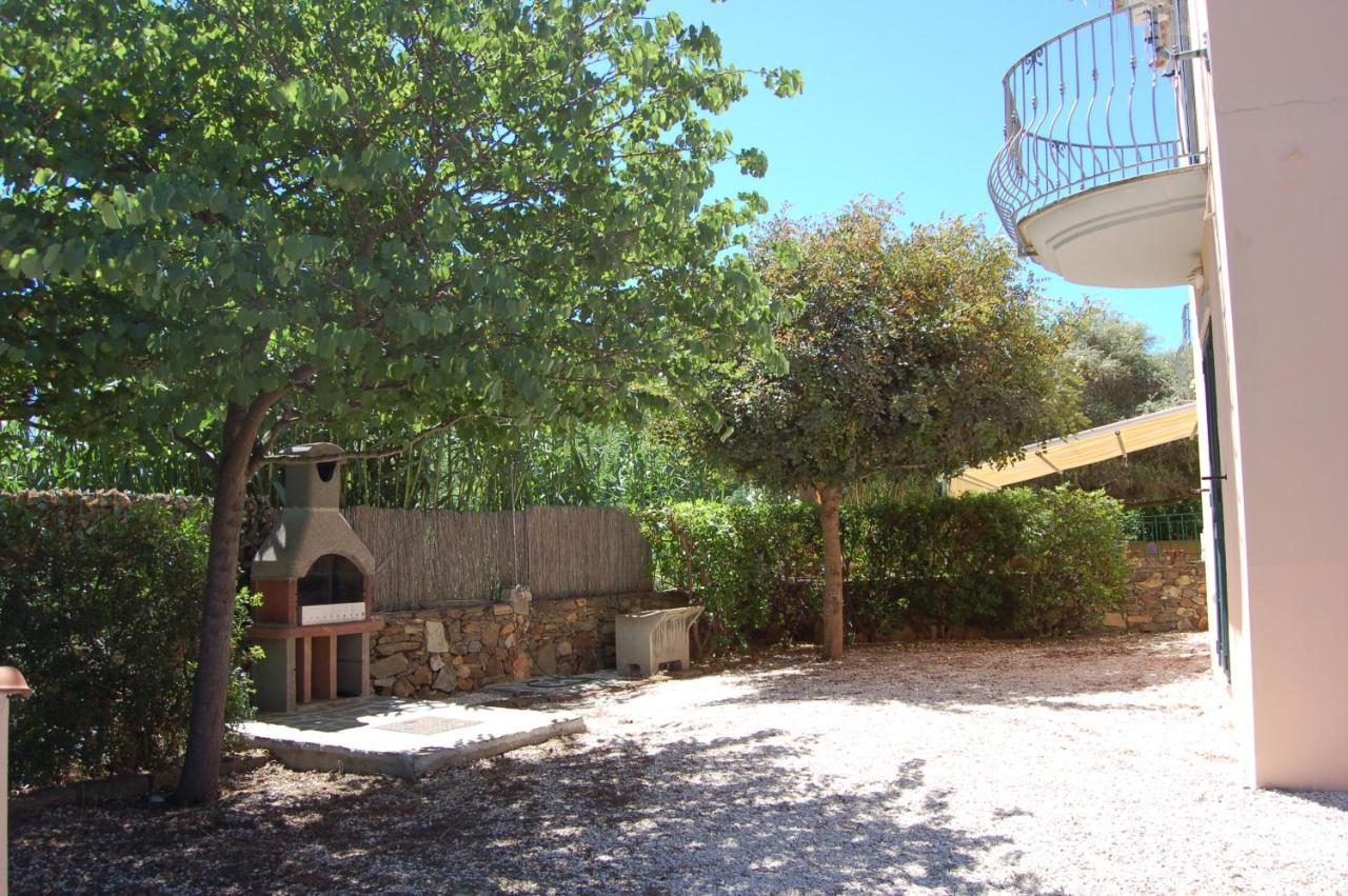 Ferienwohnung Via Costantino Budoni Exterior foto