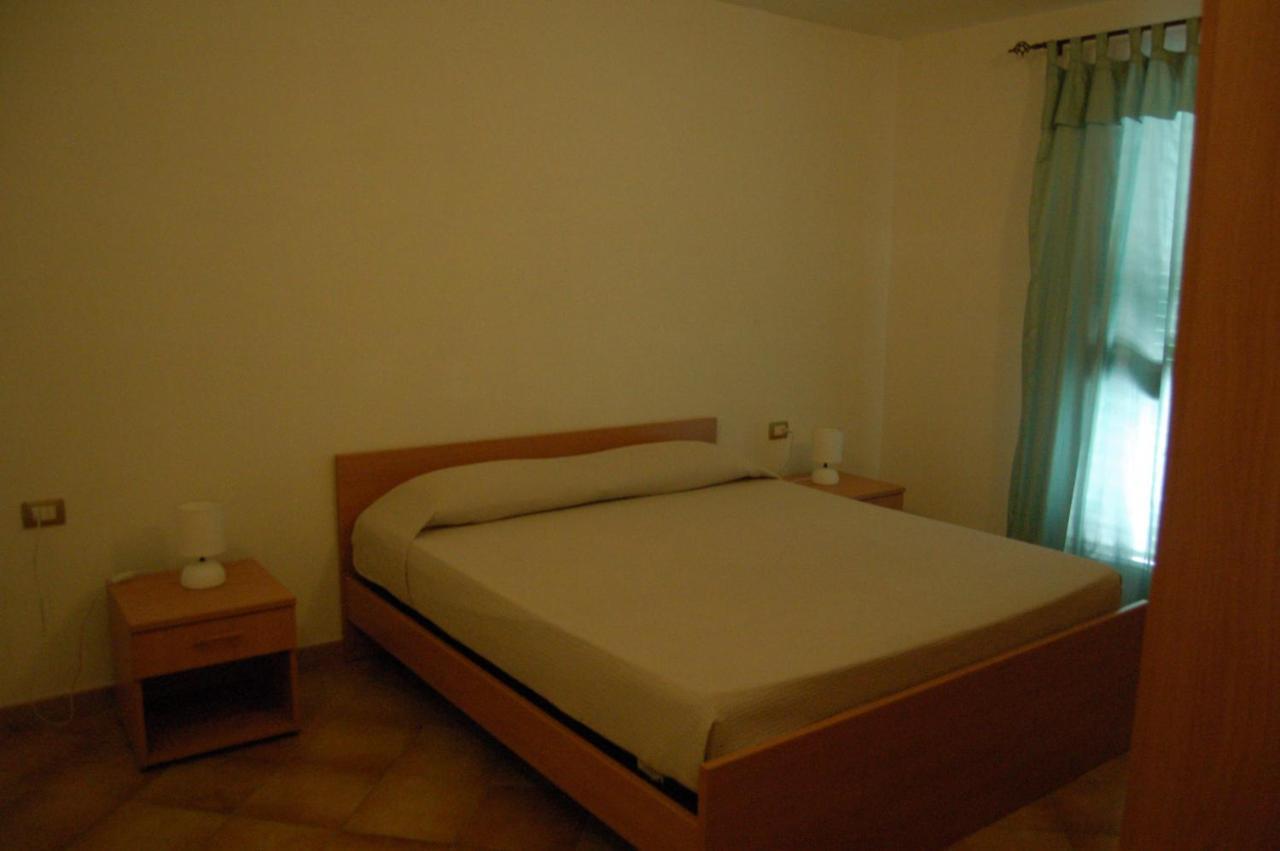 Ferienwohnung Via Costantino Budoni Exterior foto