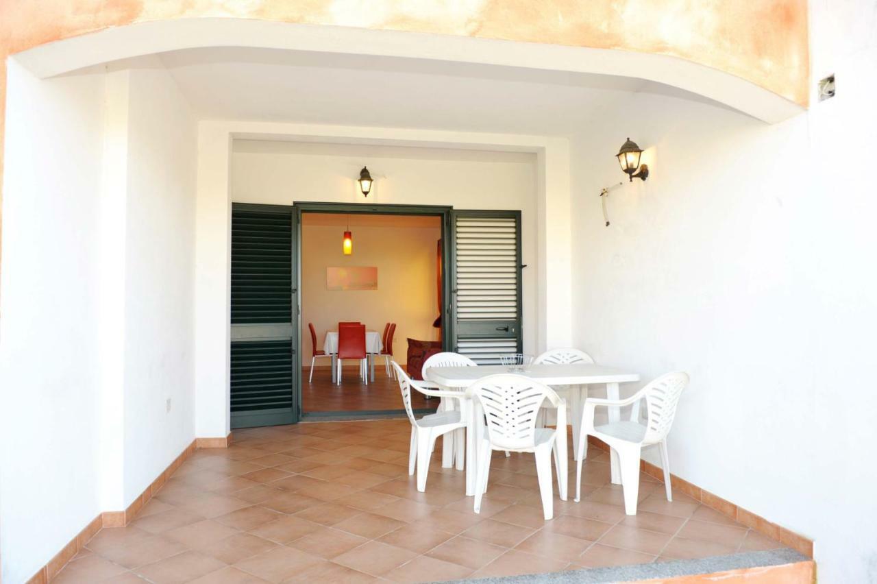 Ferienwohnung Via Costantino Budoni Exterior foto