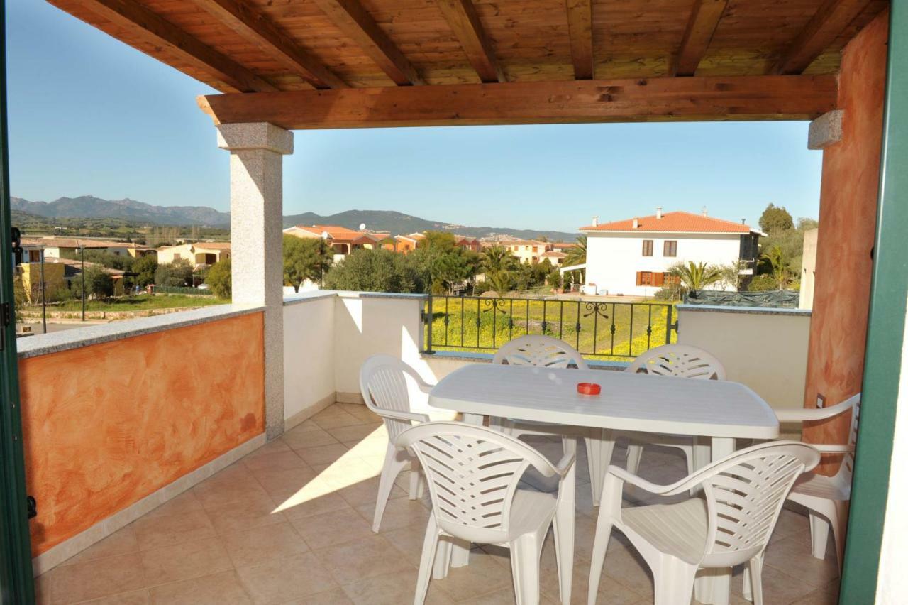 Ferienwohnung Via Costantino Budoni Exterior foto
