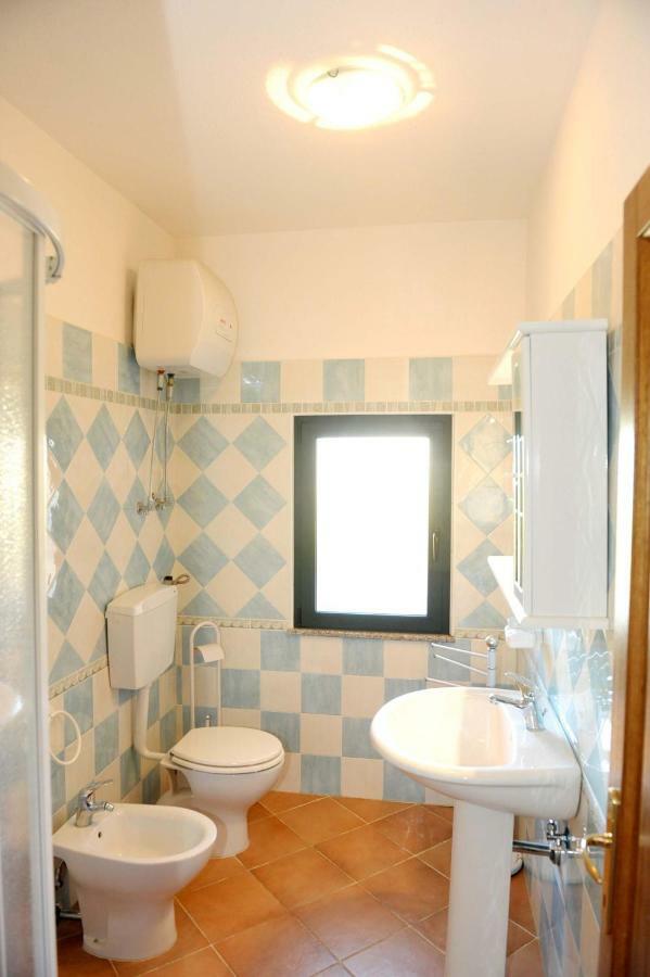 Ferienwohnung Via Costantino Budoni Exterior foto